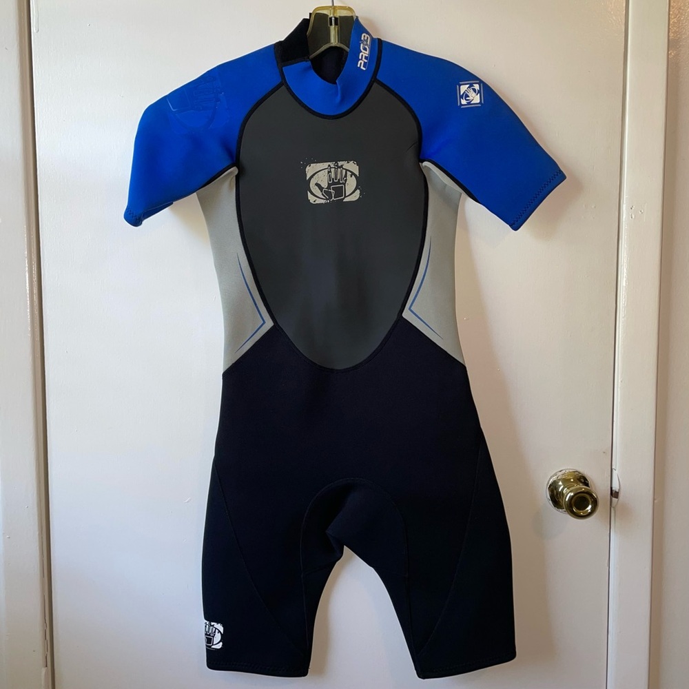 Body Glove Pro3 2.1mm Neoprene Blue and Gray Kids Rashguard